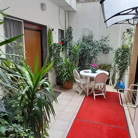 Дом отдыха Awesomehouse Centre