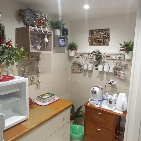 Awesomehouse Centre バーリ