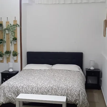 Awesomehouse Centre Дом отдыха Бари