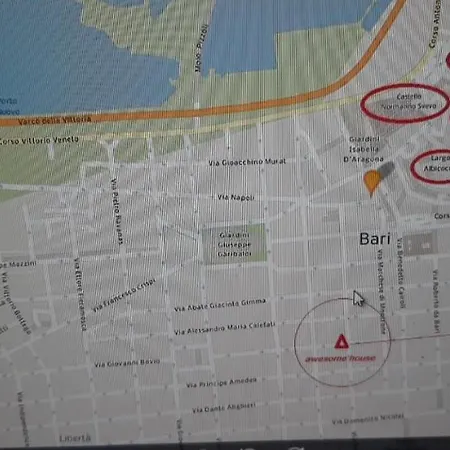 Awesomehouse Centre Бари