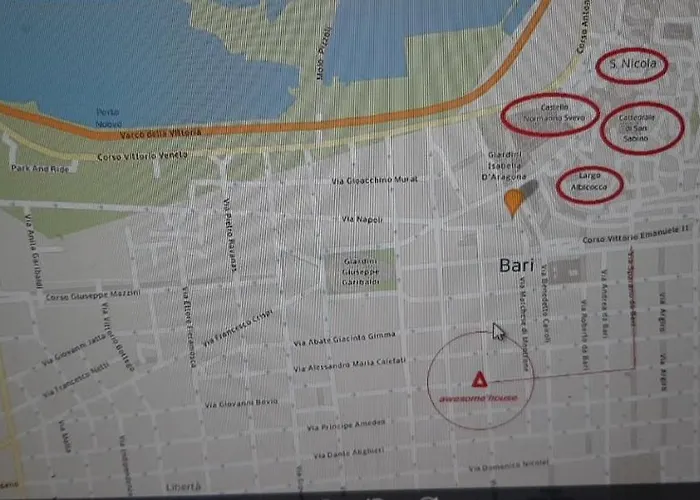 Awesomehouse Centre Bari